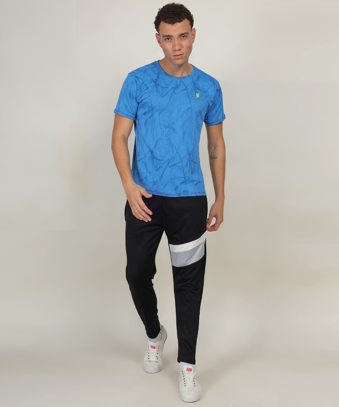 ASTRIKE SPORTS Crew Neck T-shirt at Wholesale Price QR 60 | 6 Pcs Packing